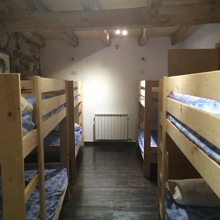 Hostal El Rebezo *