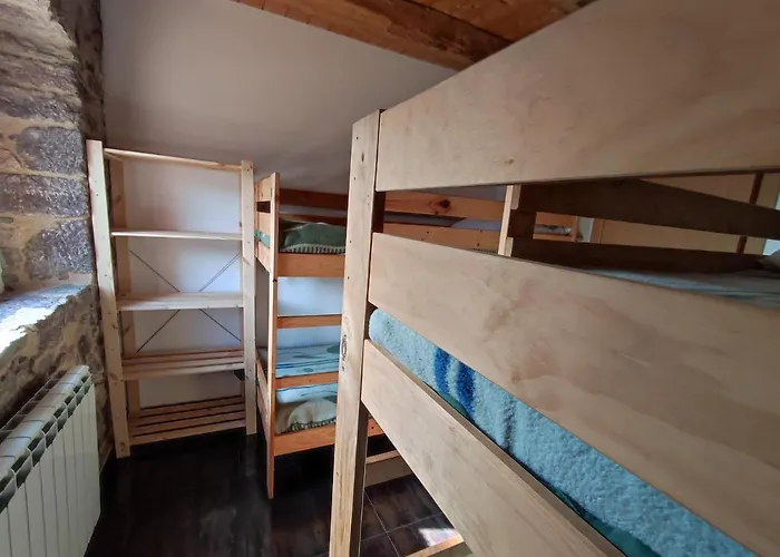 El Rebezo Hostel Torrebarrio