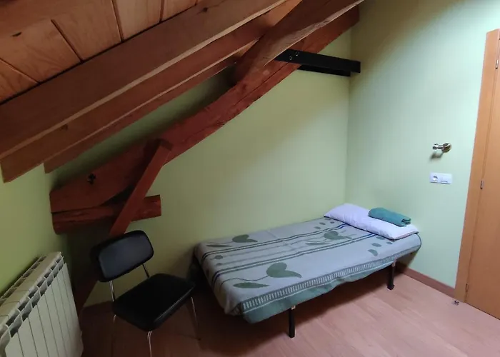 El Rebezo Hostel Torrebarrio