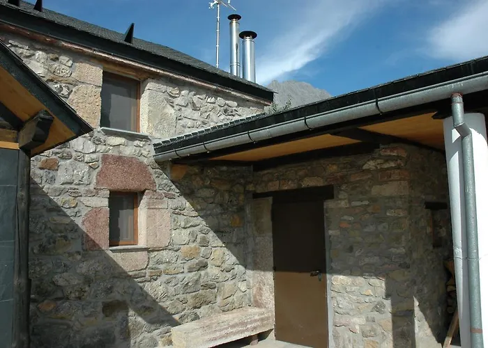 El Rebezo Hostel Torrebarrio